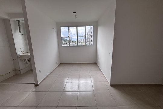 Sala de apartamento para alugar com 2 quartos, 55m² em Recreio dos Bandeirantes, Rio de Janeiro