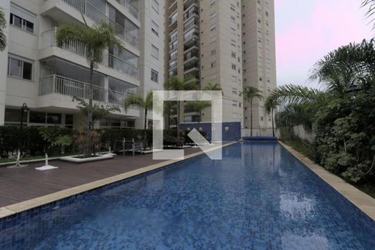Área externa de apartamento para alugar com 2 quartos, 68m² em Água Branca, São Paulo