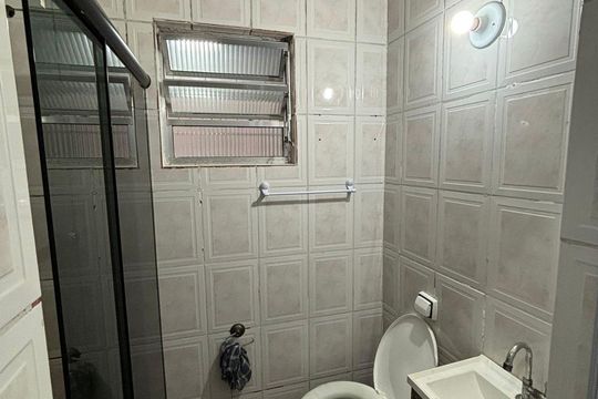 Banheiro de casa para alugar com 2 quartos, 80m² em Vila Engenho Novo, Barueri