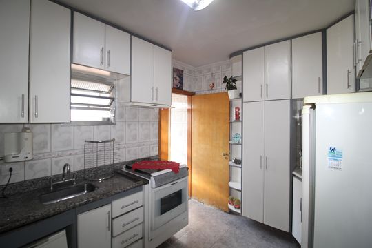 Cozinha de apartamento para alugar com 2 quartos, 75m² em Vila Dom Pedro Ii, São Paulo