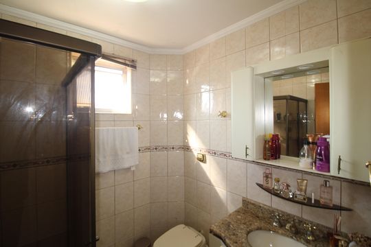 Banheiro de apartamento para alugar com 2 quartos, 75m² em Vila Dom Pedro Ii, São Paulo