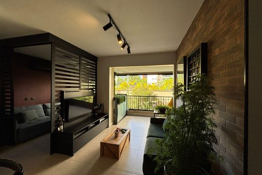 Sala  de apartamento à venda com 2 quartos, 83m² em Alphaville Empresarial, Barueri