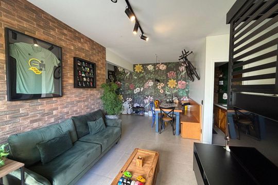 Sala de apartamento à venda com 2 quartos, 83m² em Alphaville Empresarial, Barueri