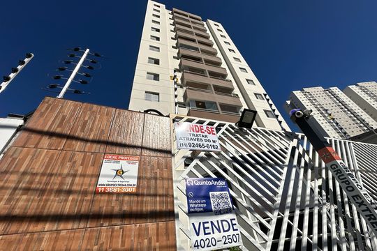 Fachada de apartamento à venda com 2 quartos, 66m² em Jardim Barueri, Barueri