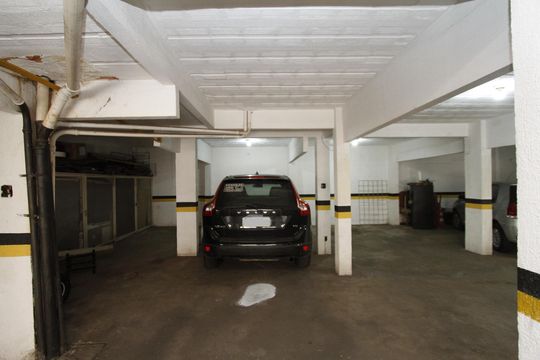 Garagem de apartamento para alugar com 3 quartos, 140m² em Gutierrez, Belo Horizonte