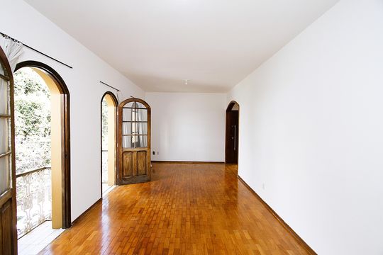 Apartamento para alugar com 3 quartos, 140m² em Gutierrez, Belo Horizonte