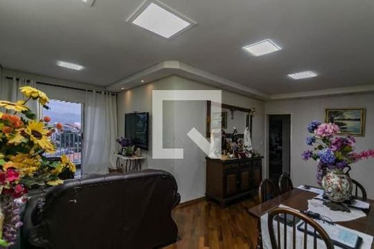 Sala de apartamento para alugar com 3 quartos, 92m² em Parque Santana, Mogi das Cruzes