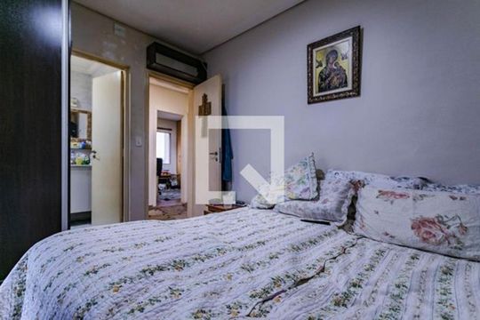 Quarto de apartamento para alugar com 3 quartos, 92m² em Parque Santana, Mogi das Cruzes