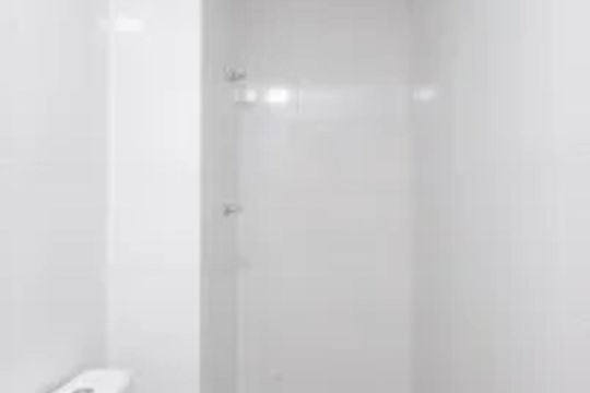 Banheiro de apartamento à venda com 2 quartos, 34m² em Guaianases, São Paulo