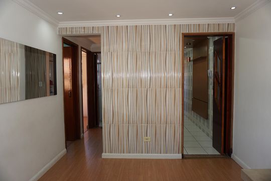 Sala de apartamento para alugar com 2 quartos, 45m² em Parque Pirajussara, Embu das Artes