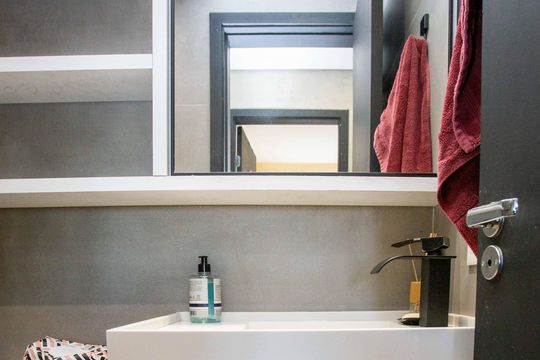 Banheiro Social de apartamento à venda com 2 quartos, 51m² em Centro, Diadema
