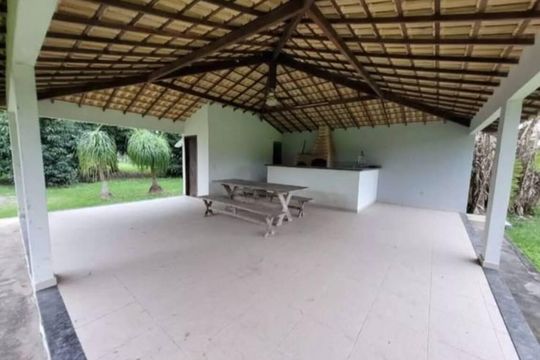 Área externa de casa de condomínio para alugar com 4 quartos, 350m² em Caxito, Maricá