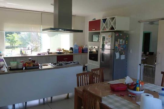 Cozinha de casa de condomínio para alugar com 4 quartos, 350m² em Caxito, Maricá