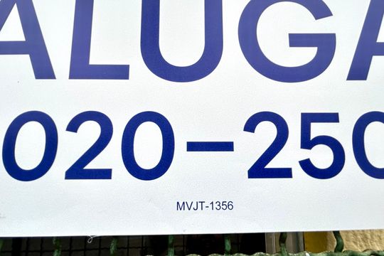 Código da placa MVJT-1356 de casa de condomínio para alugar com 2 quartos, 56m² em Vila Nova Bonsucesso, Guarulhos
