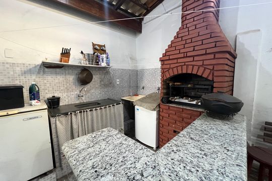 Churrasqueira de casa à venda com 3 quartos, 210m² em Castelo, Belo Horizonte
