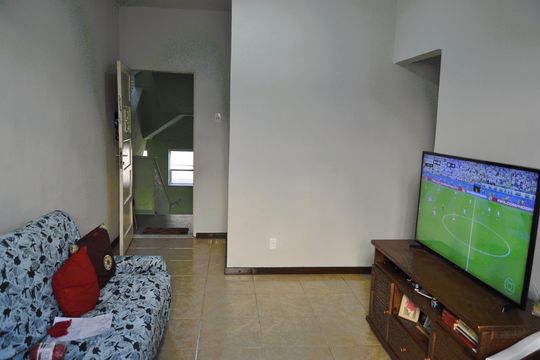 Sala de apartamento à venda com 2 quartos, 78m² em Del Castilho, Rio de Janeiro