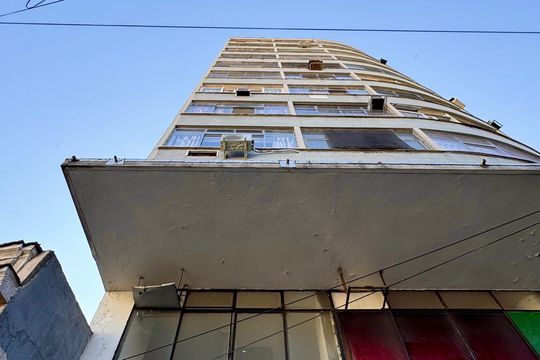 Fachada de apartamento à venda com 1 quarto, 27m² em Centro, Rio de Janeiro