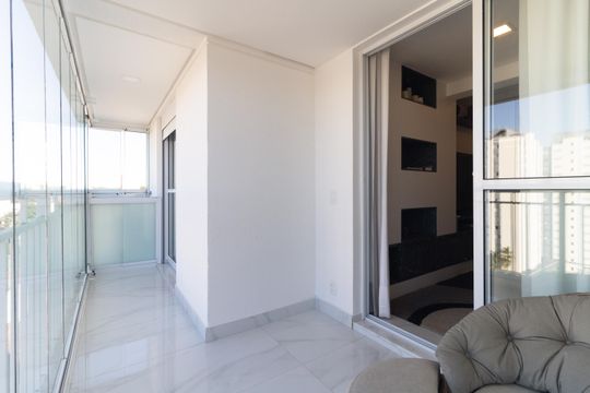 Varanda  de apartamento à venda com 2 quartos, 67m² em Vila Água Funda, São Paulo