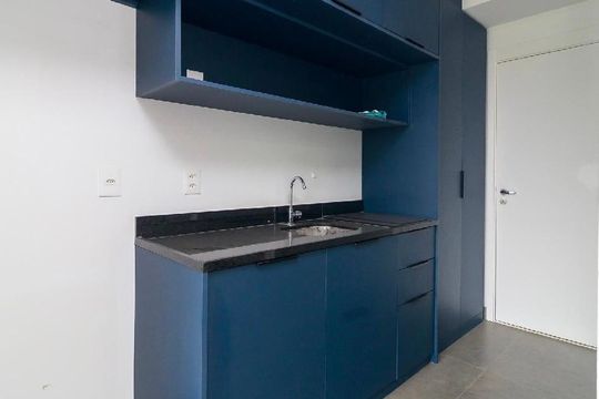 Cozinha de kitnet/studio para alugar com 1 quarto, 27m² em Brooklin, São Paulo
