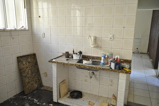 Cozinha de casa de condomínio à venda com 2 quartos, 110m² em Inhaúma, Rio de Janeiro