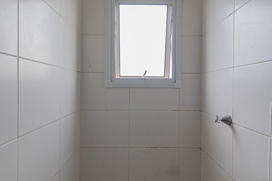 Banheiro de apartamento para alugar com 1 quarto, 40m² em Vila Penteado, São Paulo