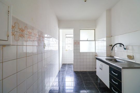 Cozinha de apartamento à venda com 2 quartos, 55m² em Jardim Umarizal, São Paulo