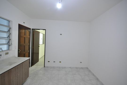 Sala - Cozinha de casa para alugar com 1 quarto, 450m² em Tremembé, São Paulo