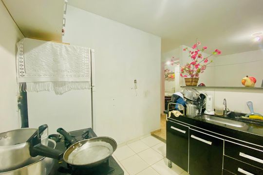 Cozinha de apartamento para alugar com 2 quartos, 46m² em Água Chata, Guarulhos