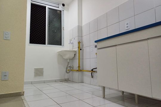 Cozinha de apartamento para alugar com 2 quartos, 44m² em Campo Grande, Rio de Janeiro