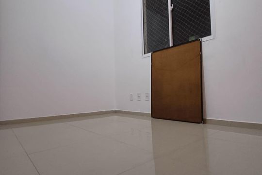 Quarto de apartamento à venda com 2 quartos, 44m² em Campo Grande, Rio de Janeiro