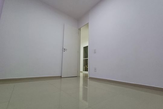 Sala de apartamento à venda com 2 quartos, 44m² em Campo Grande, Rio de Janeiro