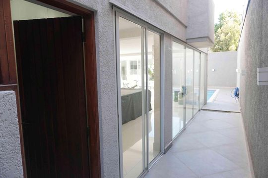 Área Externa de casa de condomínio para alugar com 2 quartos, 405m² em Residencial Quatro (alphaville), Santana de Parnaíba