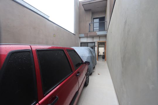 Garagem de casa à venda com 3 quartos, 110m² em Vila Alpina, São Paulo
