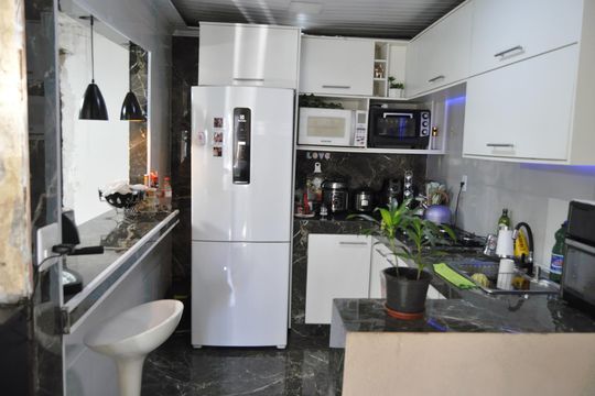 Casa à venda com 1 quarto, 2147483647m² em Del Castilho, Rio de Janeiro