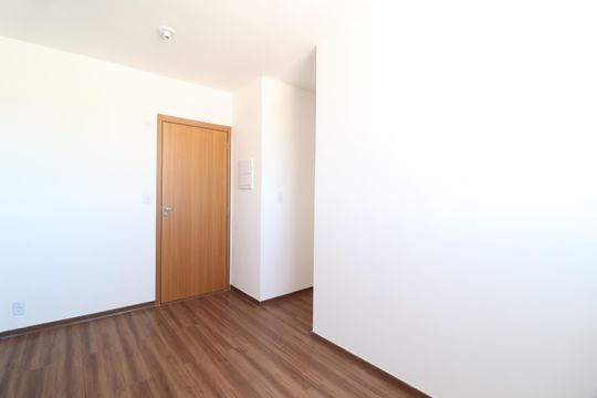 Sala de apartamento para alugar com 2 quartos, 45m² em Jardim Inconfidencia, Uberlândia