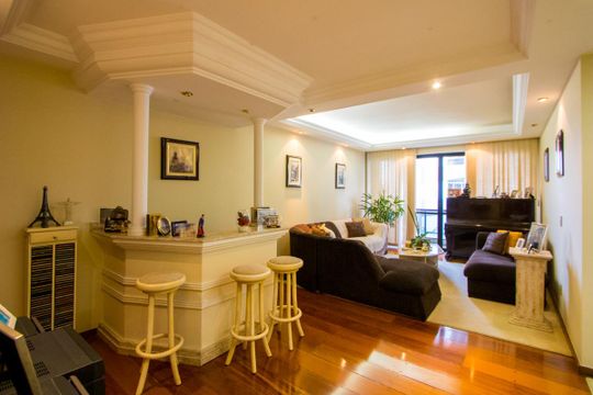 Apartamento à venda com 4 quartos, 156m² em Vila Assunção, Santo André