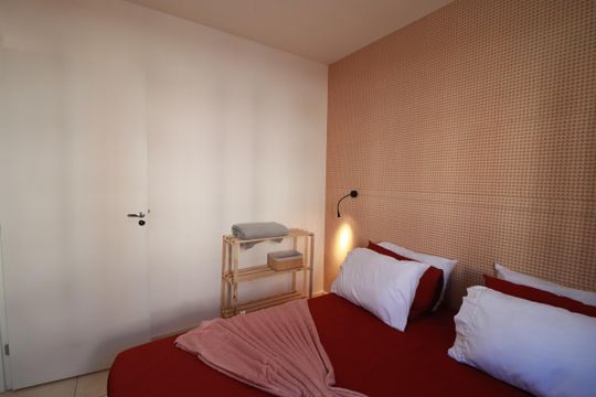 Quarto 1 de apartamento para alugar com 2 quartos, 42m² em Planalto Verde, Ribeirão Preto