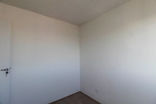 Quarto 1 de apartamento para alugar com 2 quartos, 38m² em Vila Graciosa, São Paulo