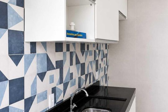 Cozinha de apartamento para alugar com 1 quarto, 46m² em Piatã, Salvador