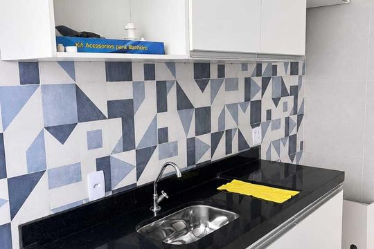 Cozinha de apartamento para alugar com 1 quarto, 46m² em Piatã, Salvador