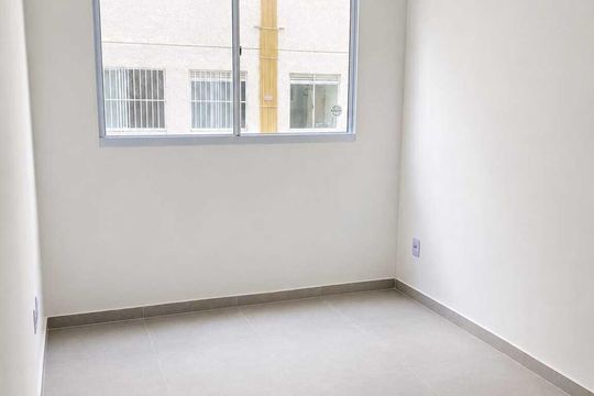 Quarto de apartamento para alugar com 1 quarto, 46m² em Piatã, Salvador