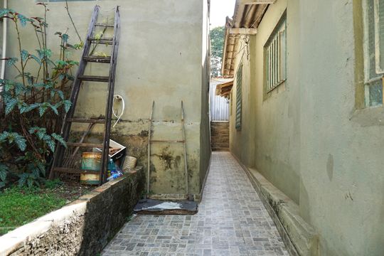 Área externa de casa para alugar com 1 quarto, 48m² em Santo Andre, Belo Horizonte
