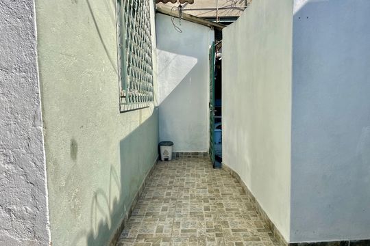 Área externa de casa para alugar com 1 quarto, 40m² em Santo Andre, Belo Horizonte