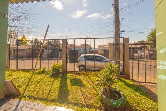 Vista da Sala de casa para alugar com 2 quartos, 60m² em Guajuviras, Canoas