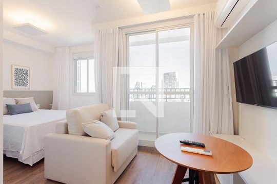 Kitnet/Studio para alugar com 1 quarto, 24m² em Pinheiros, São Paulo