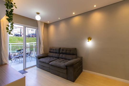 Sala de apartamento para alugar com 2 quartos, 62m² em Bairro Nakamura Park, Cotia