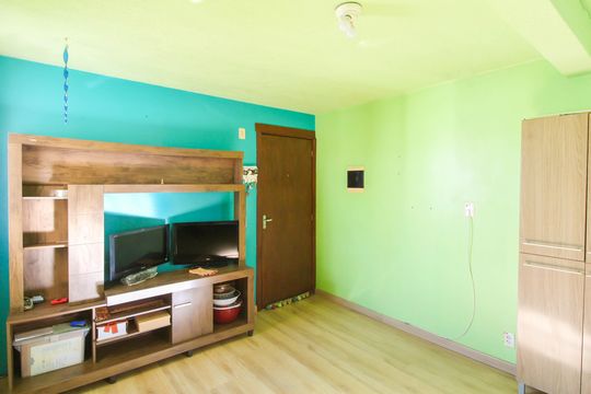 Sala de apartamento à venda com 2 quartos, 36m² em Rio Branco, Canoas