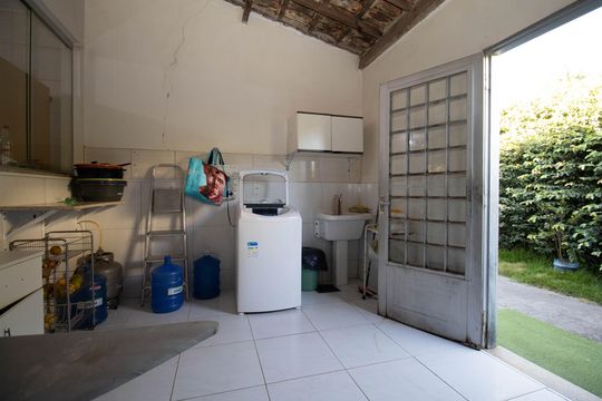 Área de Serviço de casa de condomínio para alugar com 3 quartos, 450m² em Jardim Botânico, Brasília