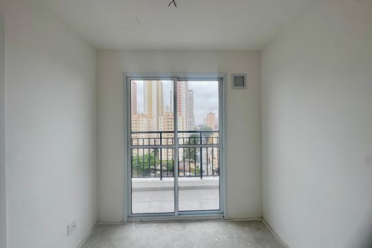 Sala de apartamento para alugar com 2 quartos, 45m² em Picanço, Guarulhos