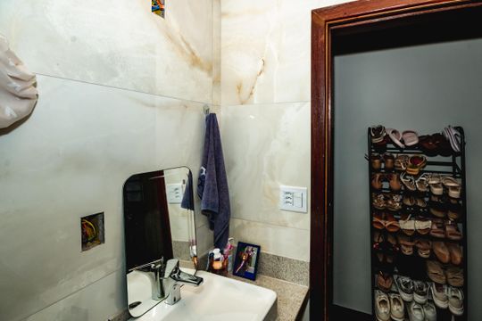 Casa à venda com 3 quartos, 375m² em São João Batista, Belo Horizonte